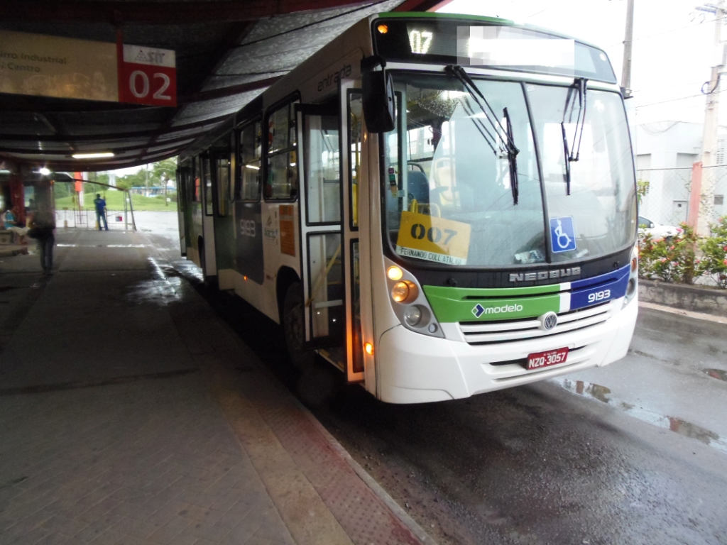 Transporte Público: SMTT alerta sobre atos de vandalismo em ônibus - SMTT Aracaju